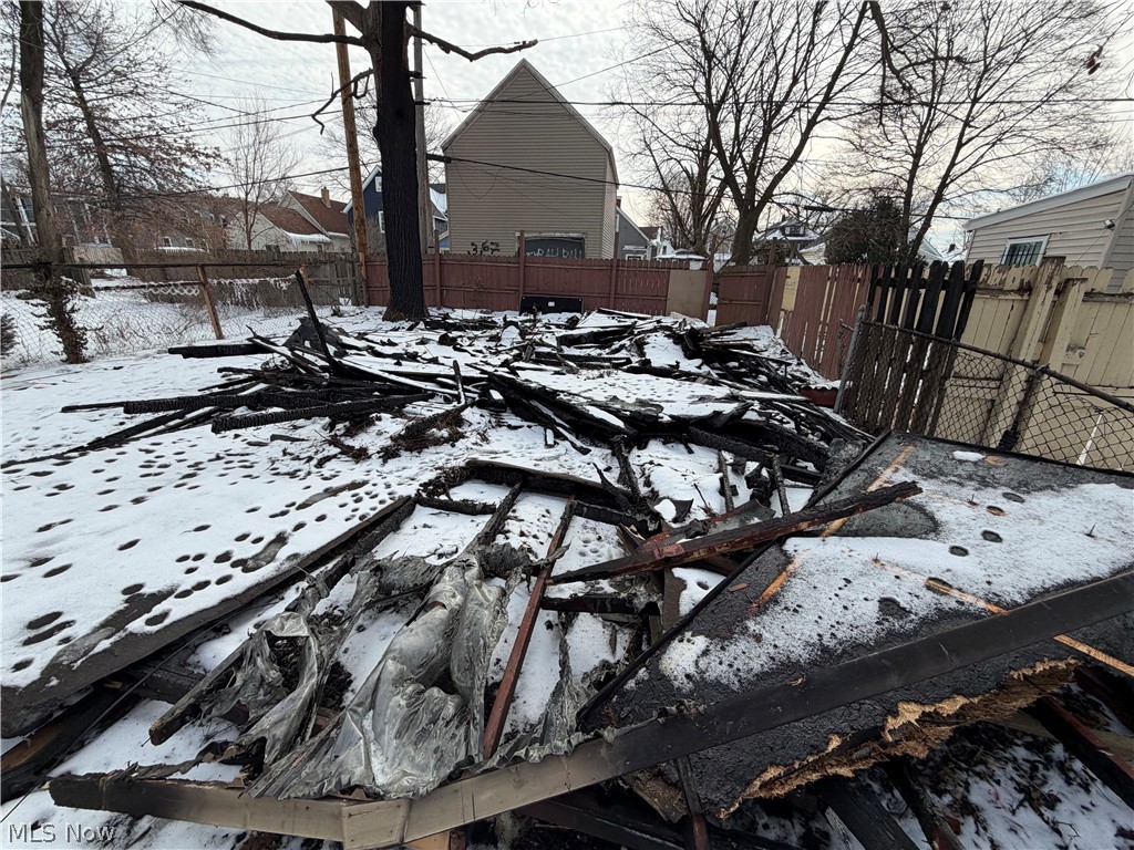 James M Hoyts - Residential