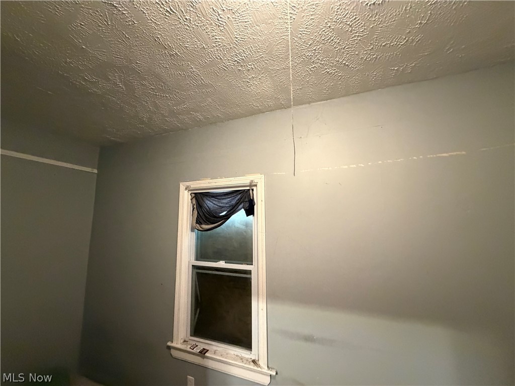 James M Hoyts - Residential