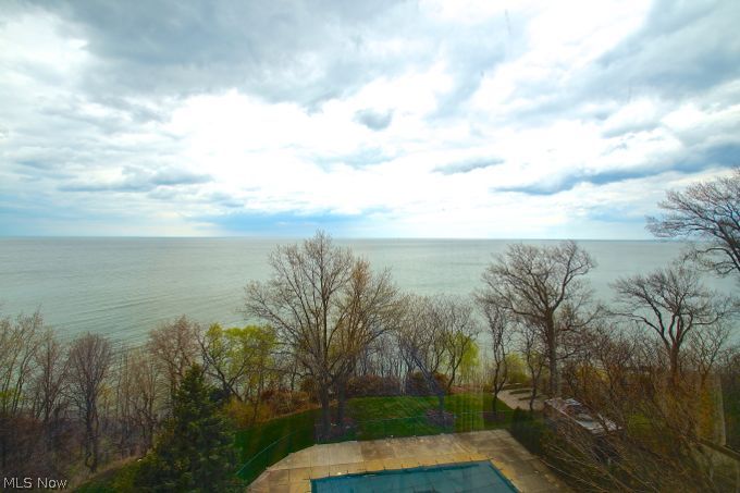 Marine Towers East Condo - Residential