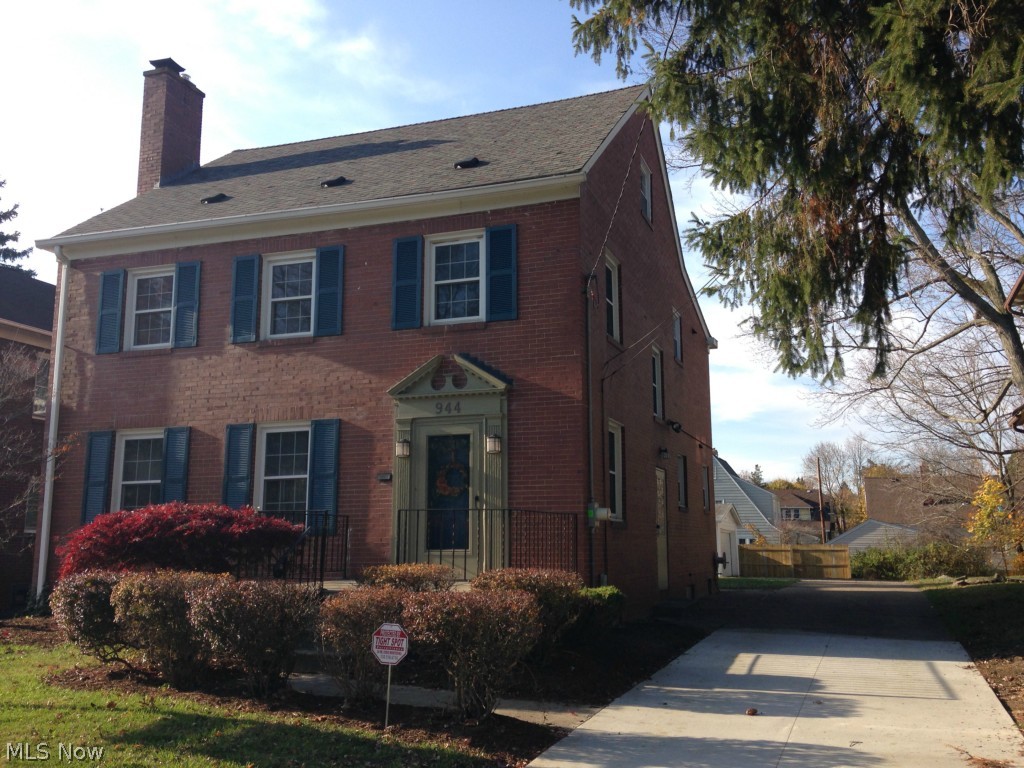 The Youngstown Neighborhood Development Corporation has completed a full rehabilitation of this 1932 square foot, 4 bedroom, 1.5 bath, brick Colonial. The interior of the home features a large living room with fireplace, dining room, eat-in kitchen, and a half bath on the first floor. The property also features a second floor balcony as well as a detached garage.