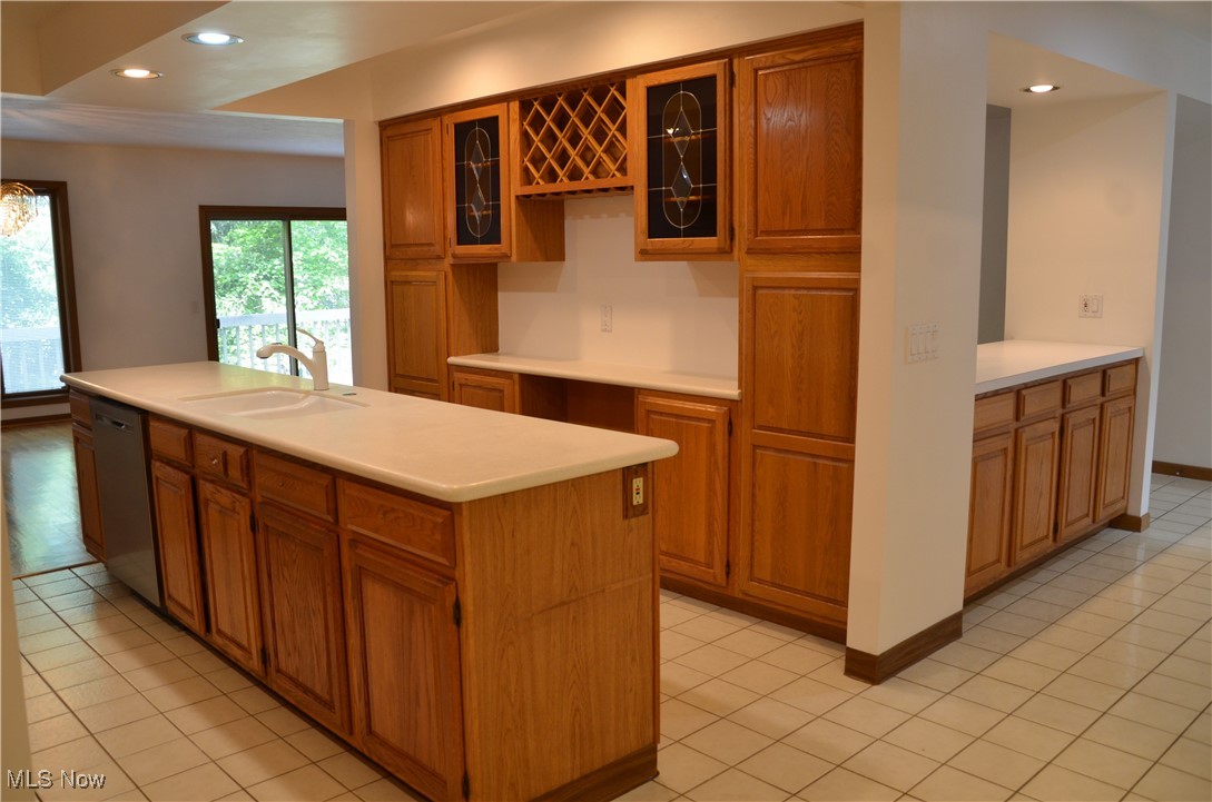 Greystone Condominium - Residential Lease