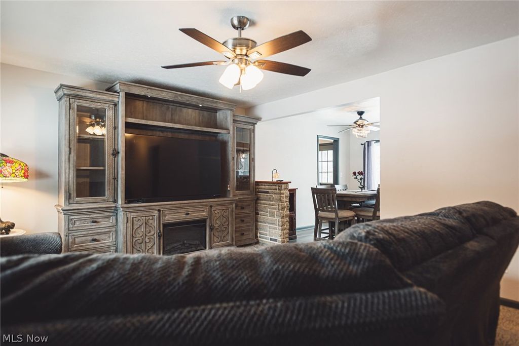 Photo of 644 Chapel Lane, Campbell, OH 44405 (MLS # 5186547)