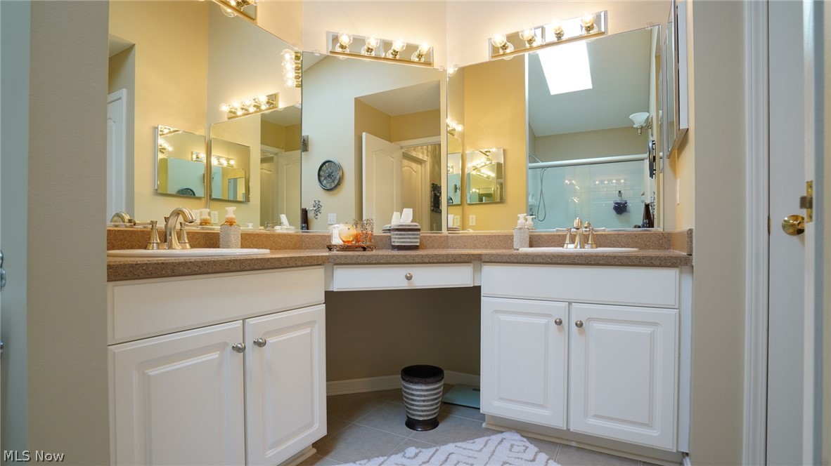 Devon Pond - Residential