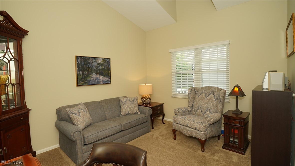 Devon Pond - Residential