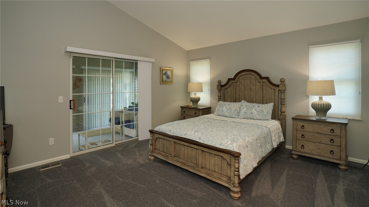 Devon Pond - Residential