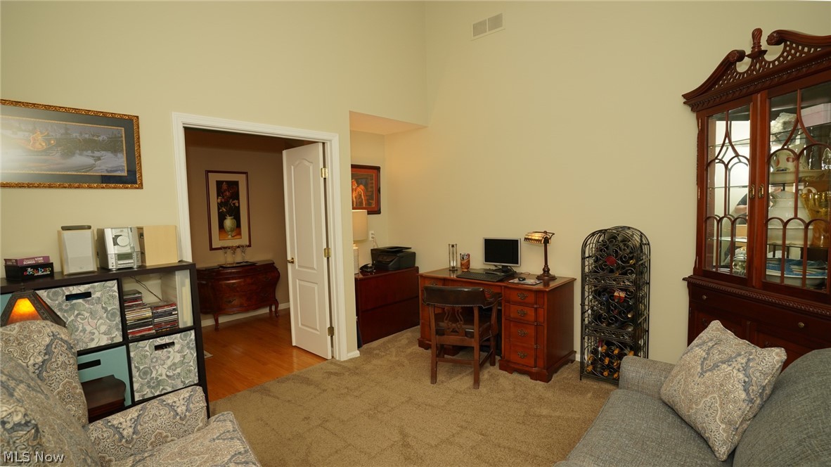 Devon Pond - Residential