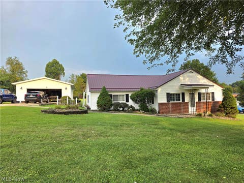 Homes For Sale - 346 Island View Drive<br/> Wood County, Parkersburg, WV 26101