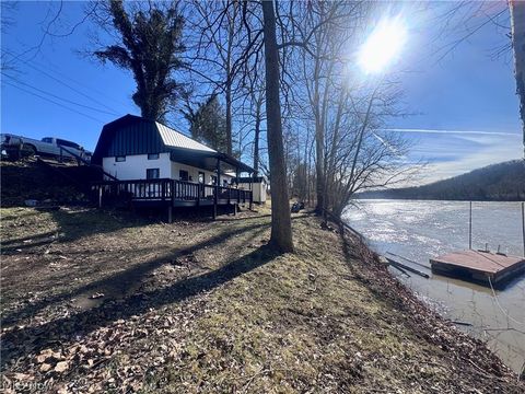 Photo of 2308 E State Route 266, Stockport, OH 43787 (MLS # 5181431)