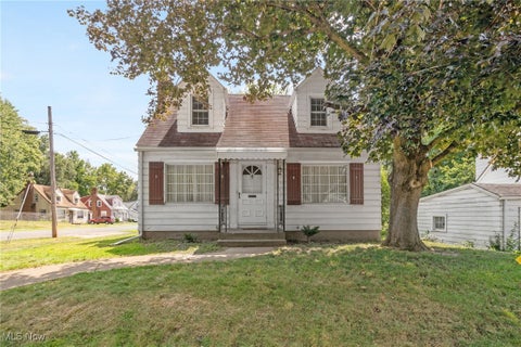 Photo for 816 17th Street NE