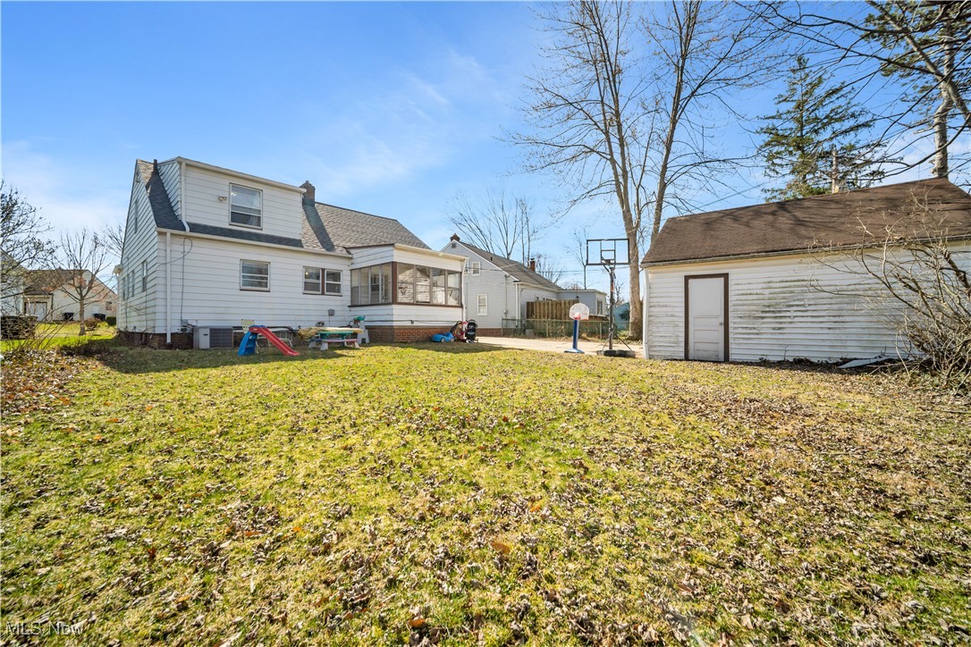 23807 Edgehill Drive, Beachwood, Ohio image 4