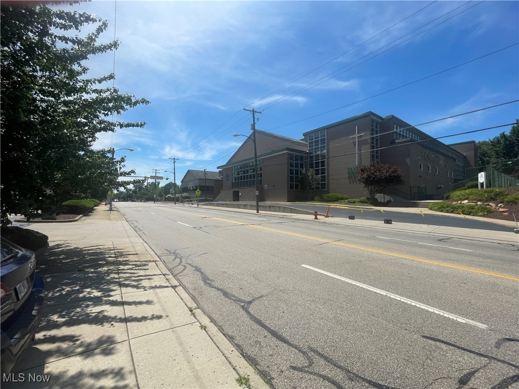 City/Youngstown - Commercial Sale