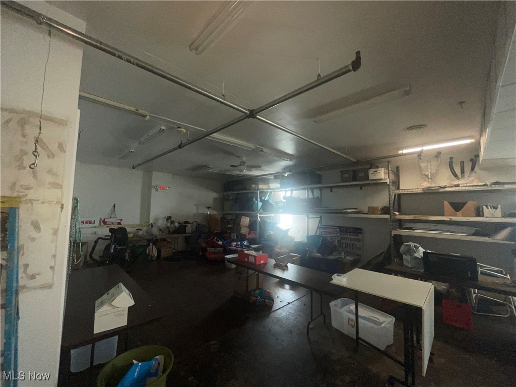 City/Youngstown - Commercial Sale