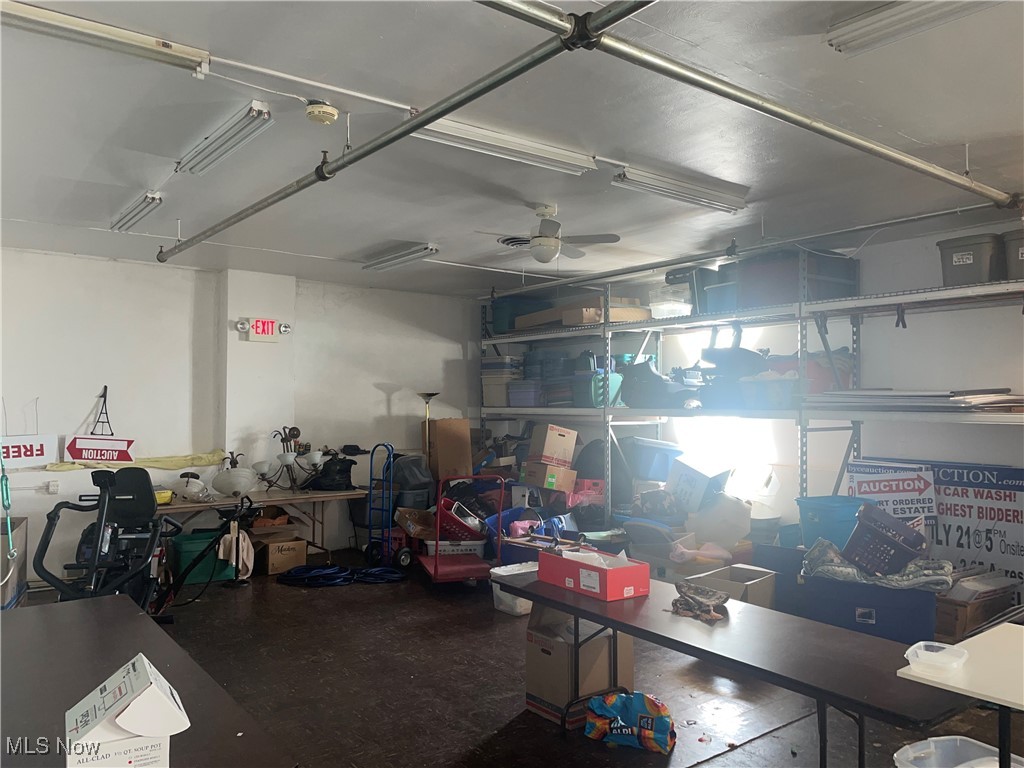 City/Youngstown - Commercial Sale