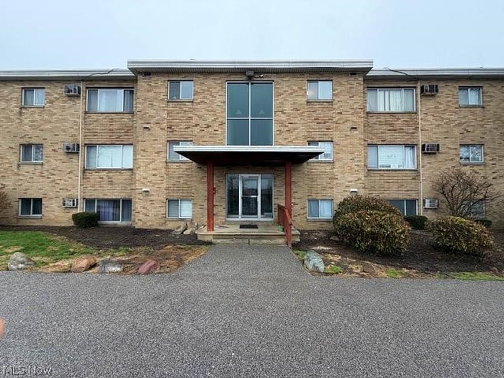 Photo of 5200 Royalton Road #A11, South Euclid, OH 44133 (MLS # 5194778)