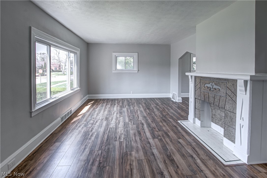 Lee Gardens - Residential