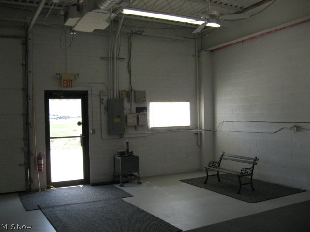 Industrial - Commercial Lease