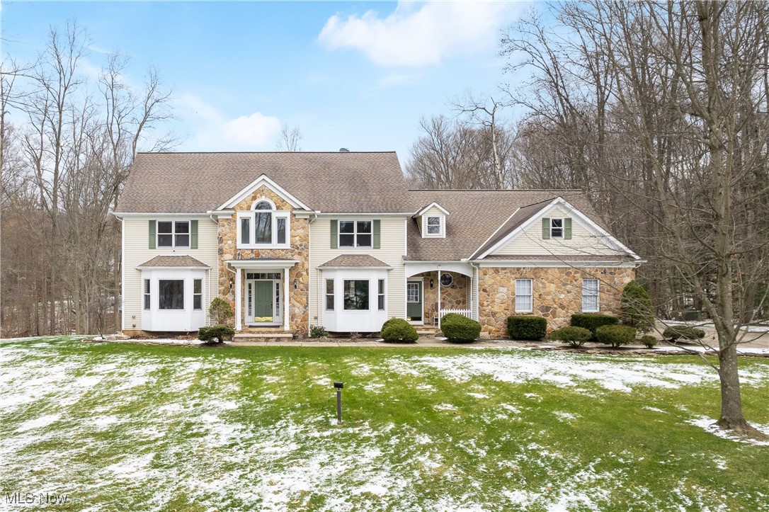 8682 Chase Drive, Chagrin Falls, Ohio image 1