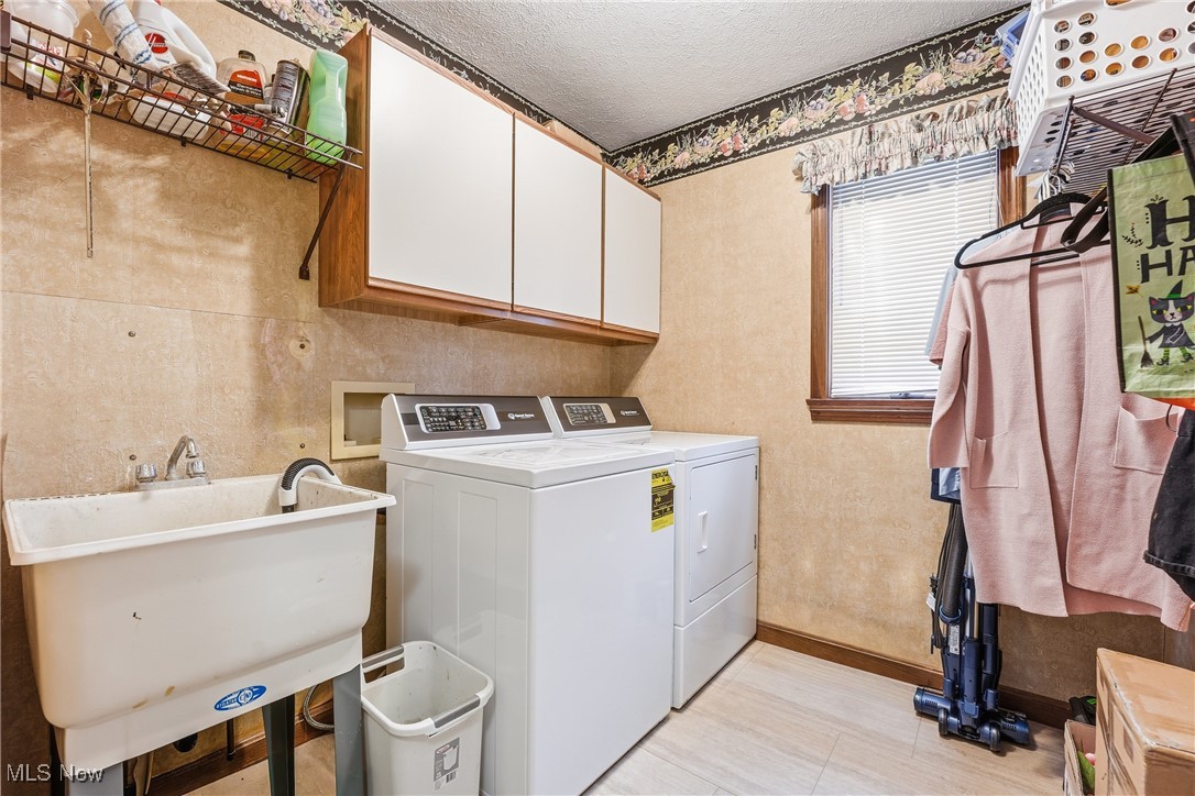 Hitchcock Heights - Residential