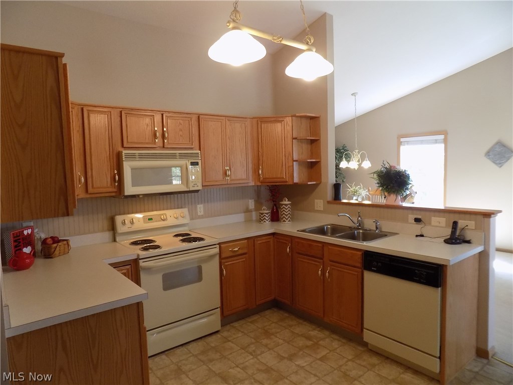 Highlands Condo - Residential