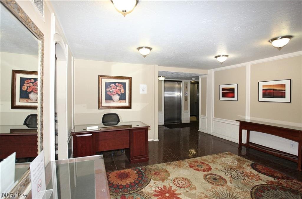 Envoy Condo - Residential