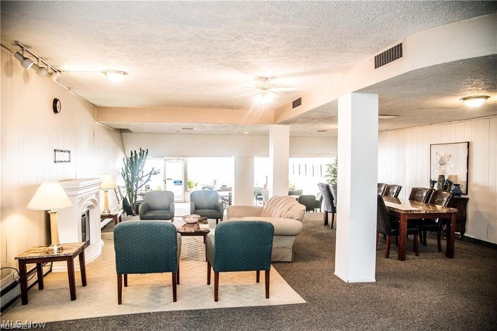 Envoy Condo - Residential