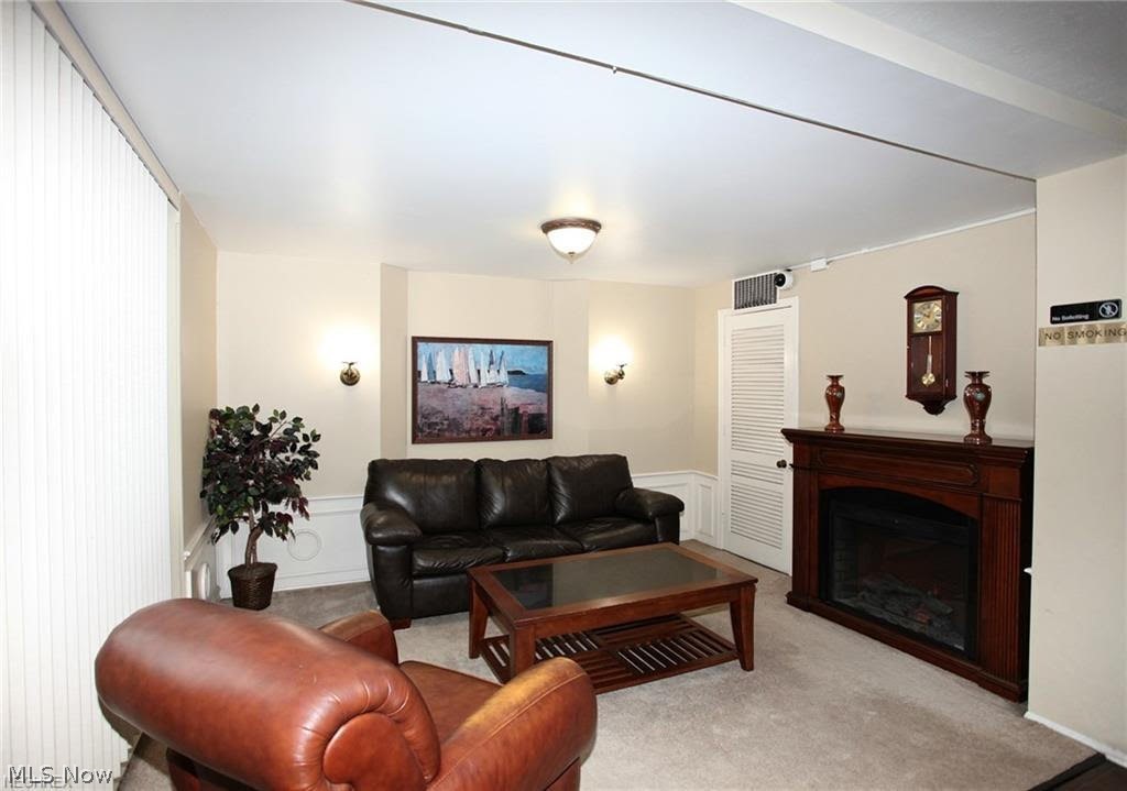 Envoy Condo - Residential