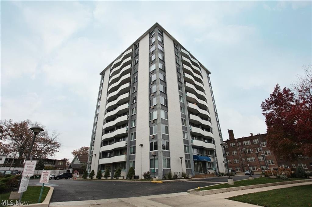 Envoy Condo - Residential