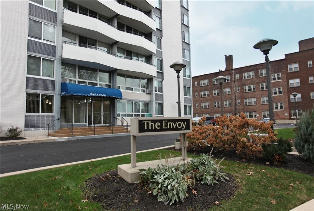 Envoy Condo - Residential