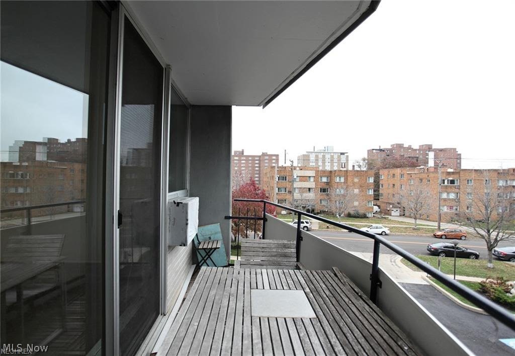 Envoy Condo - Residential