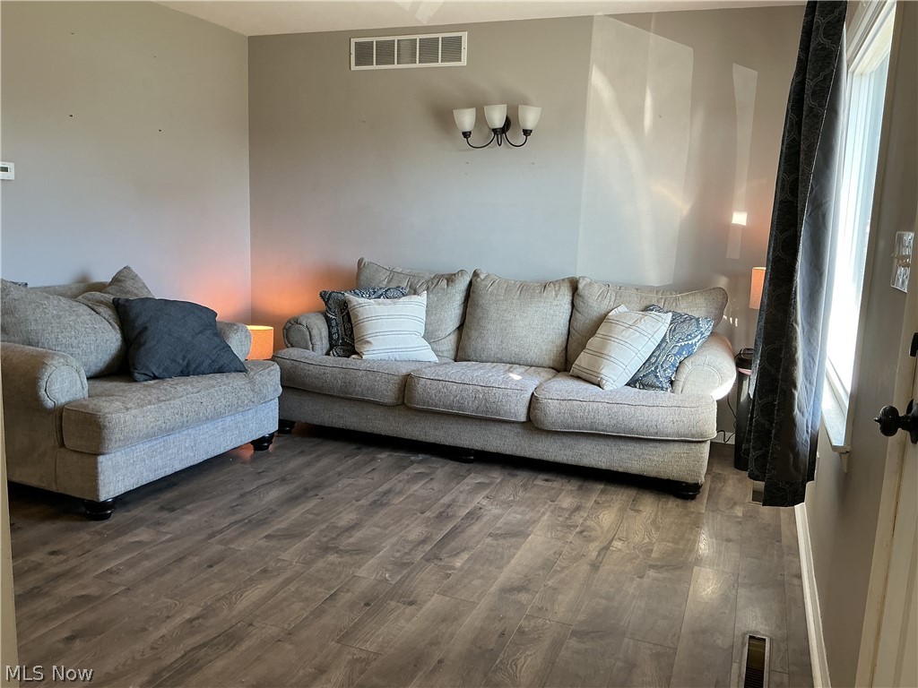 D E Santees 1st Add - Residential