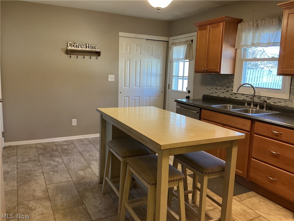 D E Santees 1st Add - Residential