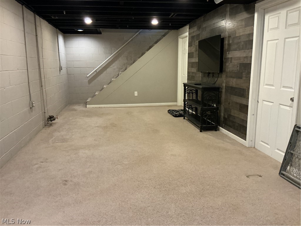 D E Santees 1st Add - Residential