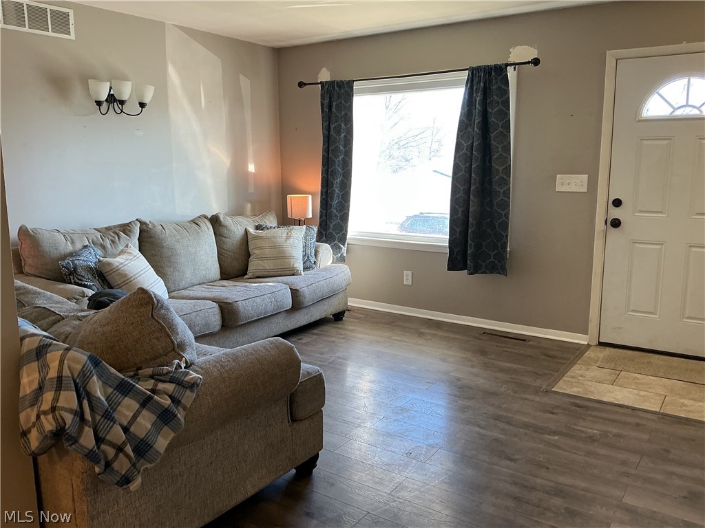 D E Santees 1st Add - Residential