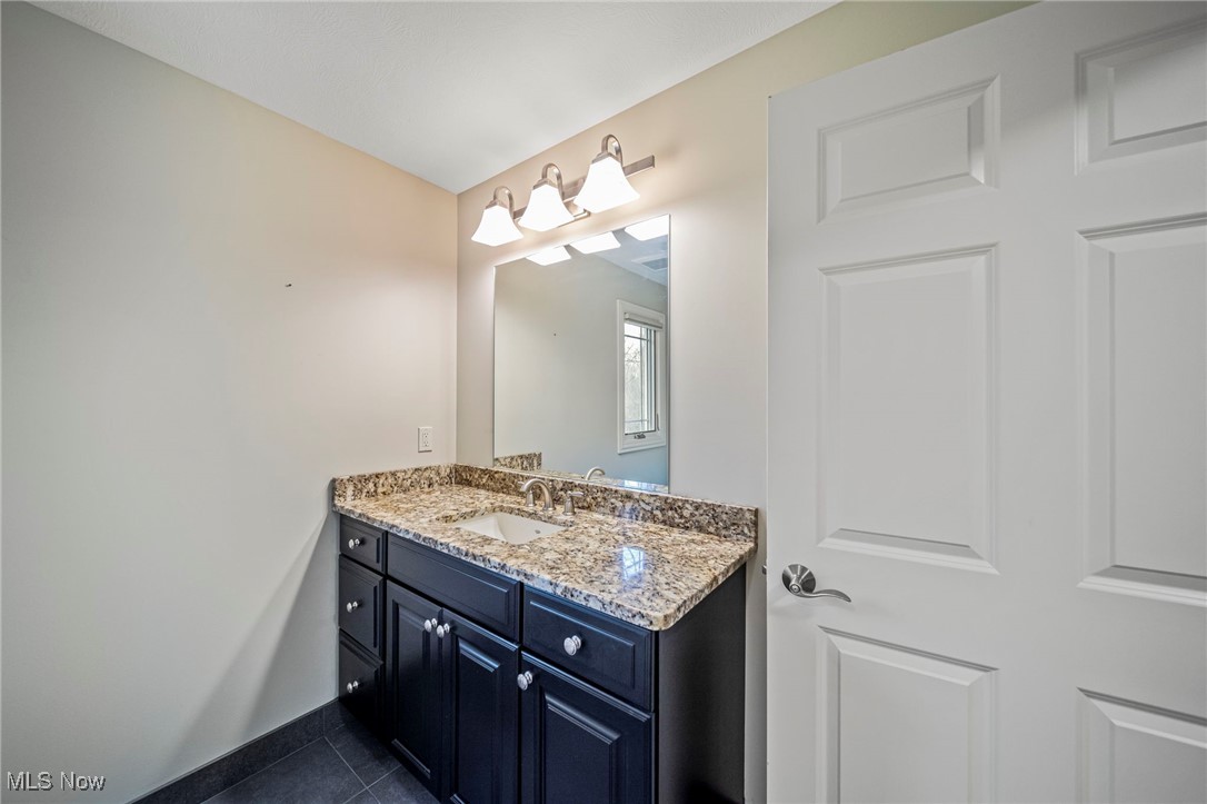 12184 Heath Road, Chesterland, Ohio image 33