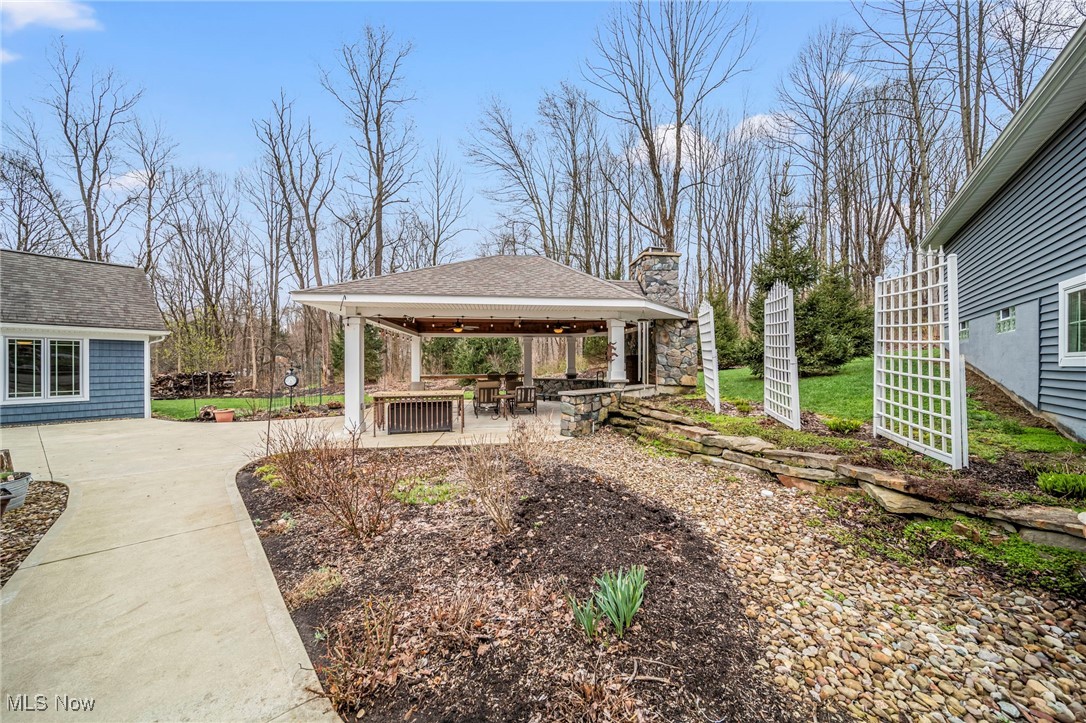 12184 Heath Road, Chesterland, Ohio image 15