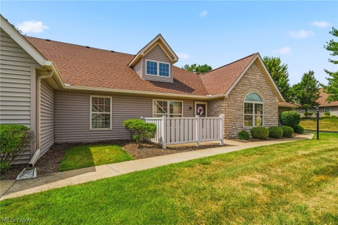 Condo For Sale - 2601 Barnstone Avenue<br/> Canton, OH 44706