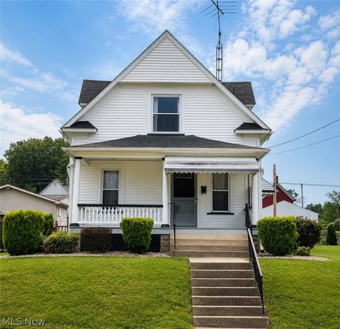 Photo of 287 W North Avenue, East Palestine, OH 44413 (MLS # 5240849)