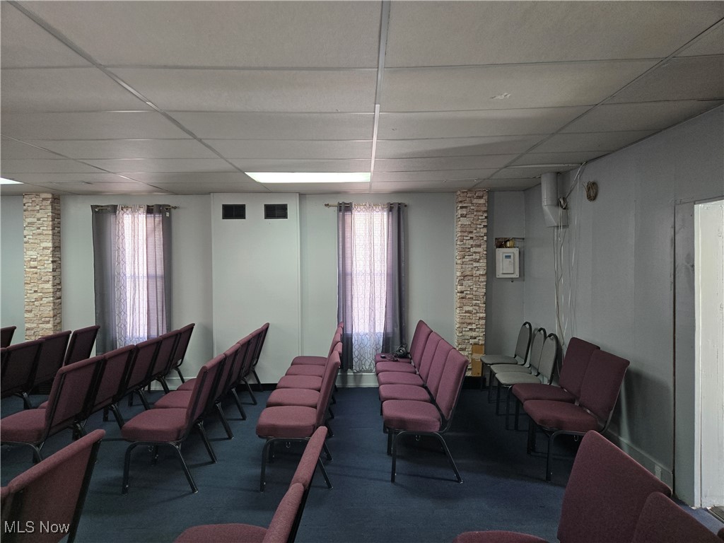 Naher - Commercial Sale