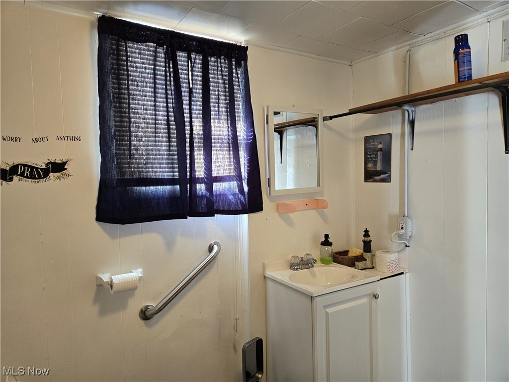 Naher - Commercial Sale