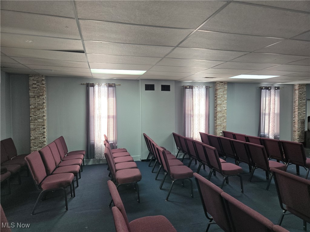 Naher - Commercial Sale