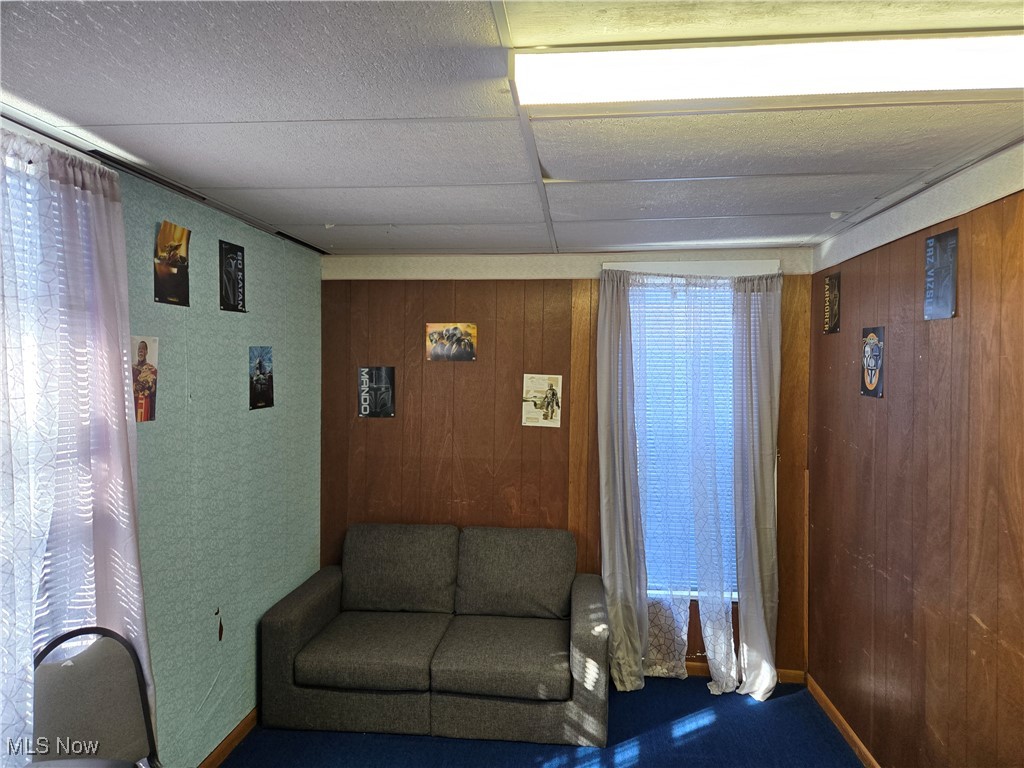 Naher - Commercial Sale