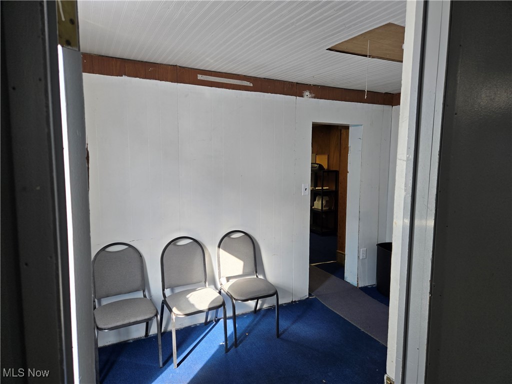 Naher - Commercial Sale