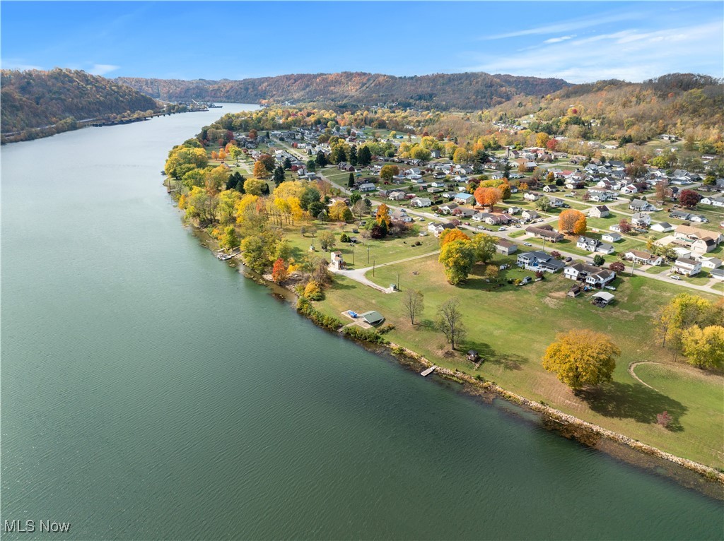 Elizabeth Avenue, Powhatan Point, Ohio image 15