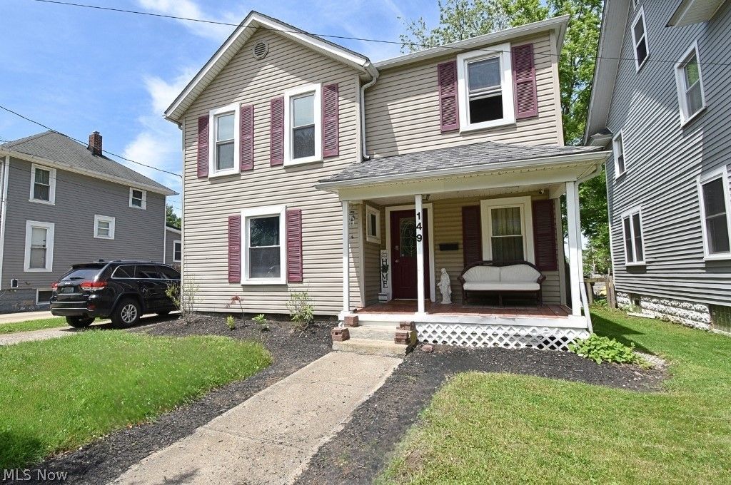 Photo of 149 E Walnut Avenue, Painesville, OH 44077 (MLS # 5213198)