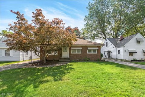 6913 Greenleaf Avenue, Parma, OH 44130 - #: 5128662