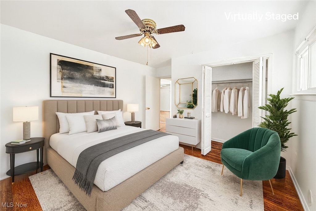 Photo of 13508 Oakview Boulevard, Garfield Heights, OH 44125 (MLS # 5177105)