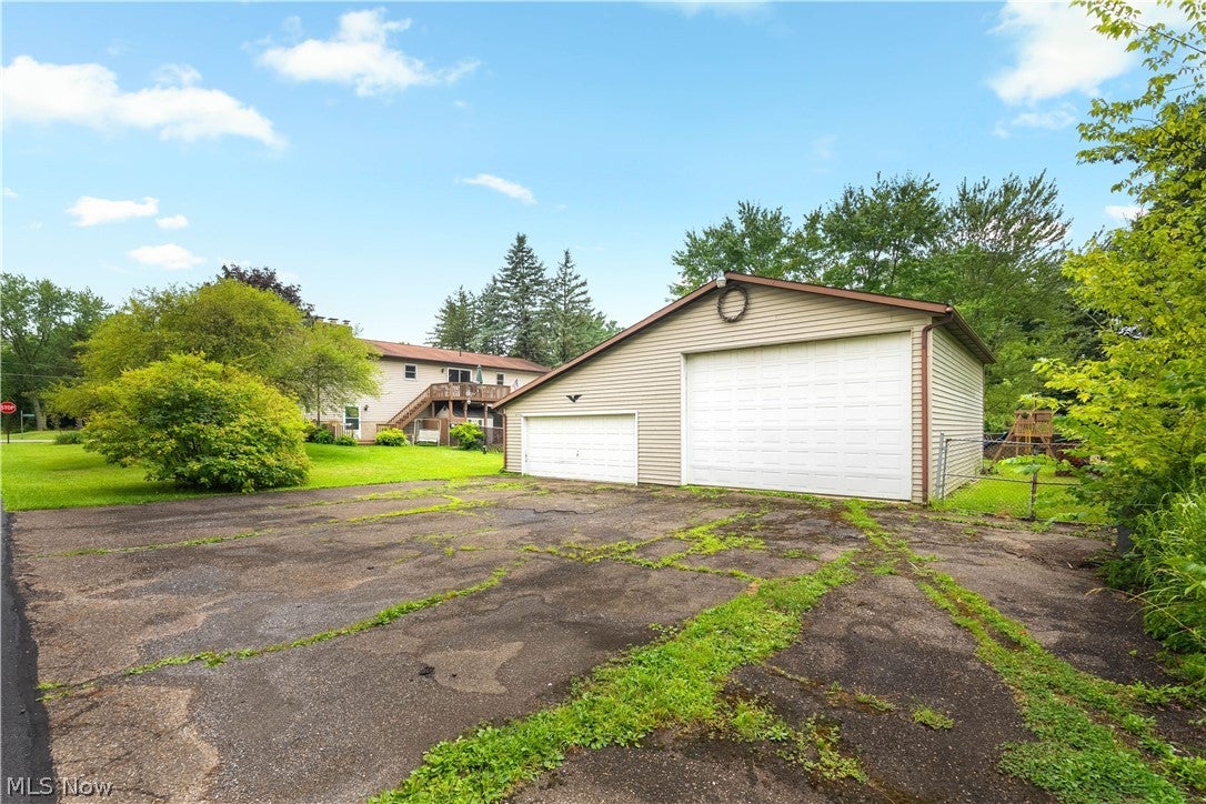 4249 Tapper Road