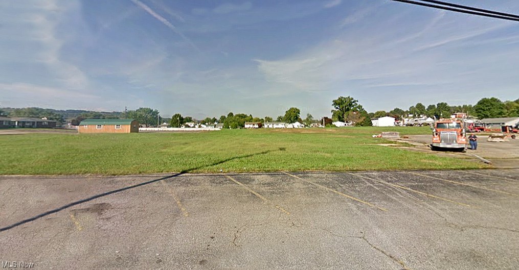 Great potential for this 5.5 acre +/- multi-parcel tract. High traffic count of AADT 10,300. The site is level and ready for commercial development. Also listed as Land listing MLS#3919247