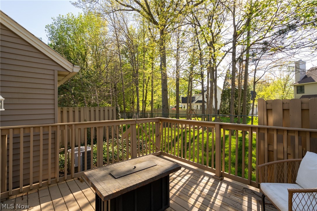 English Lakes Condo - Residential