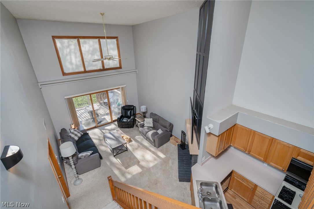 English Lakes Condo - Residential